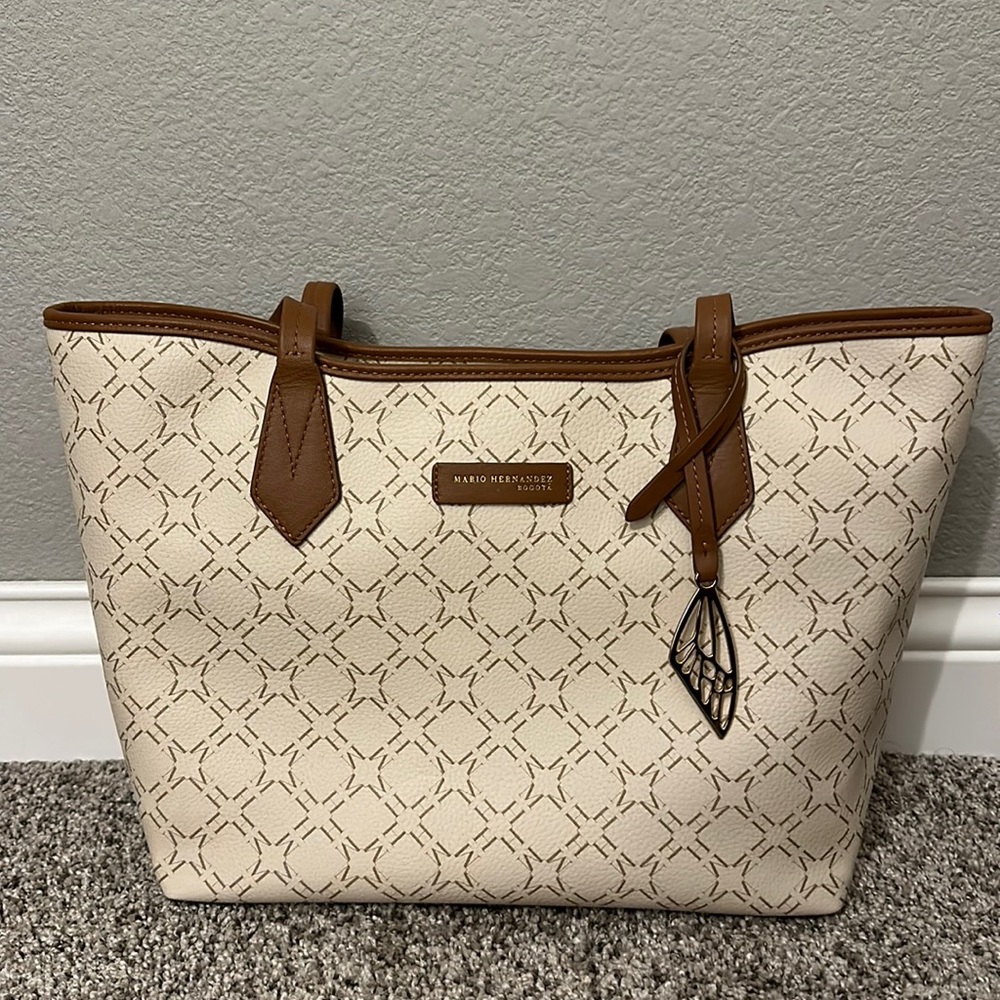 Mario Hernández Logo Leather Tote